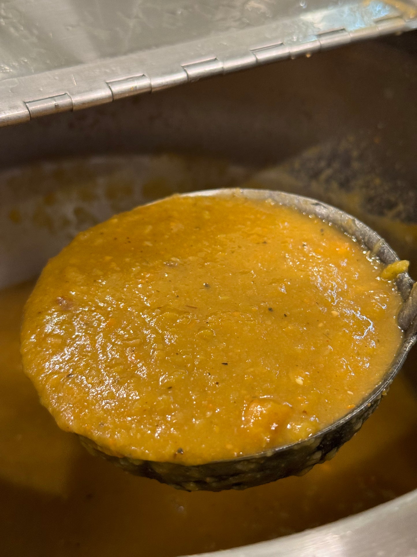 egyptian red lentil soup 16 oz. (hot)