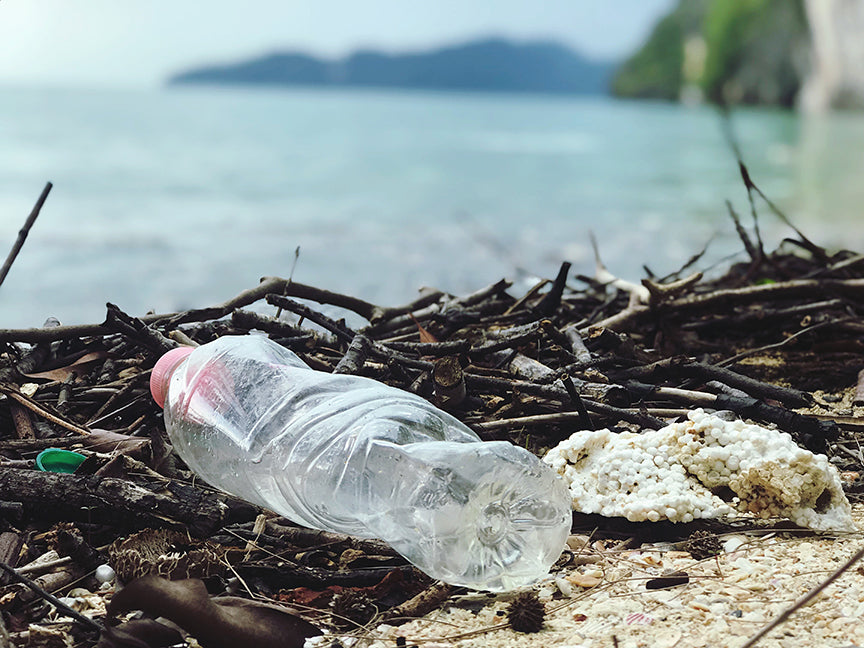 I Used to Be Part of the Problem—Now I Pick Up Trash in Front of Strangers